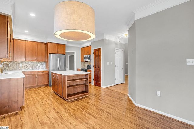 109 E Hypericum Lane, Greenville, SC 29615