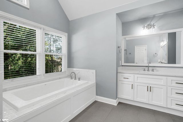 109 E Hypericum Lane, Greenville, SC 29615