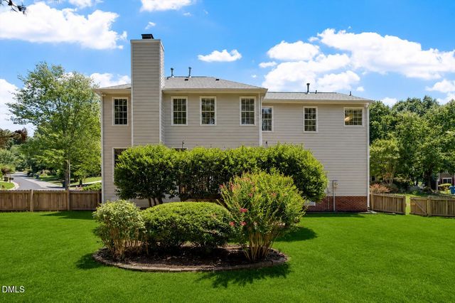 2 Waterview Court, Durham, NC 27703