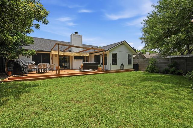 9706 Woodshire DR, Austin, TX 78748