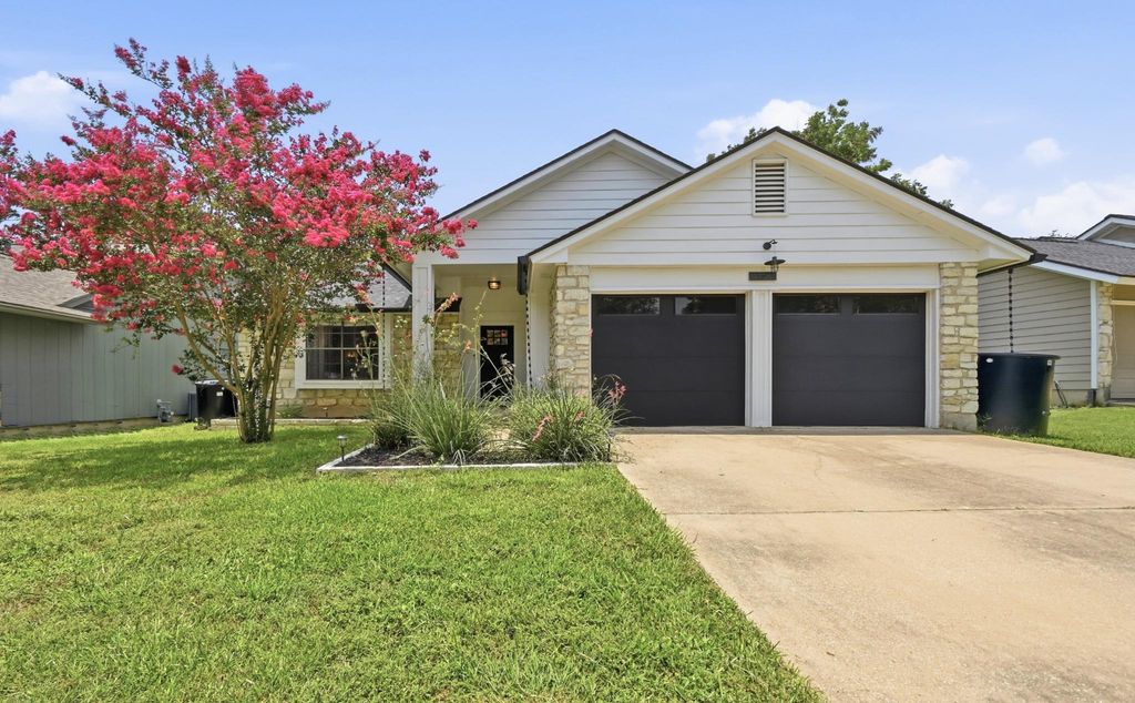9706 Woodshire DR, Austin, TX 78748