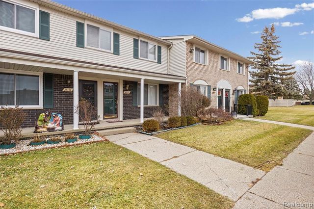38113 Lordstown Drive 43, Sterling Heights, MI 48312