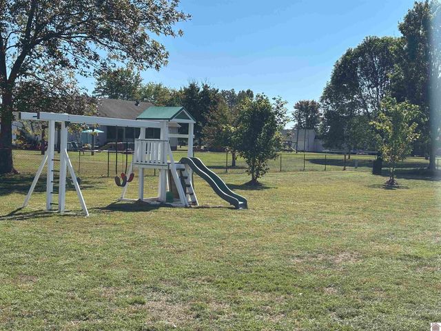 118 Stonecrest Dr, Almo, KY 42020