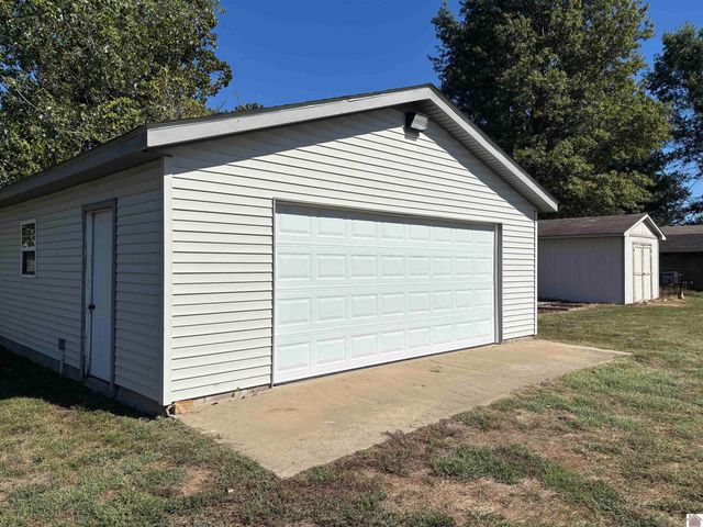 118 Stonecrest Dr, Almo, KY 42020