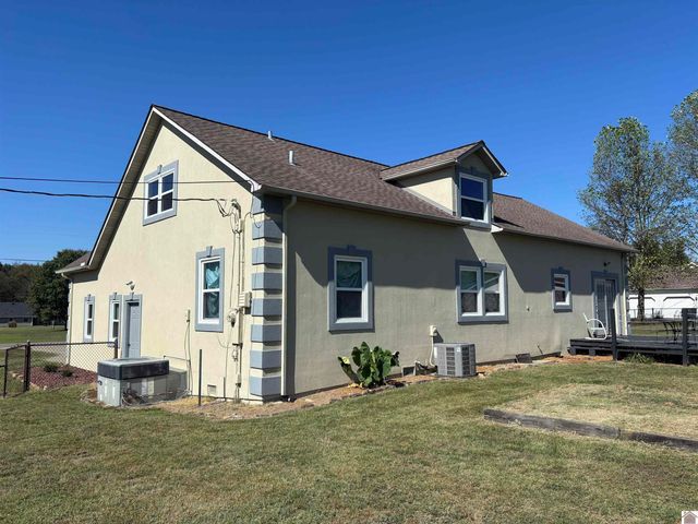 118 Stonecrest Dr, Almo, KY 42020