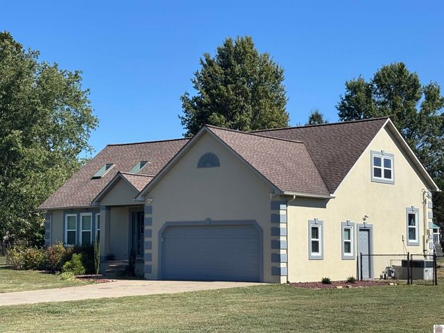 118 Stonecrest Dr, Almo, KY 42020