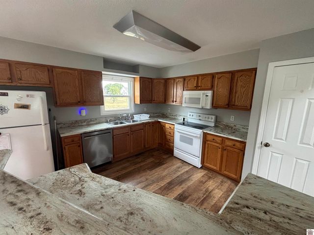 118 Stonecrest Dr, Almo, KY 42020