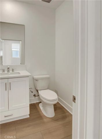 230 Sora, Irvine, CA 92618