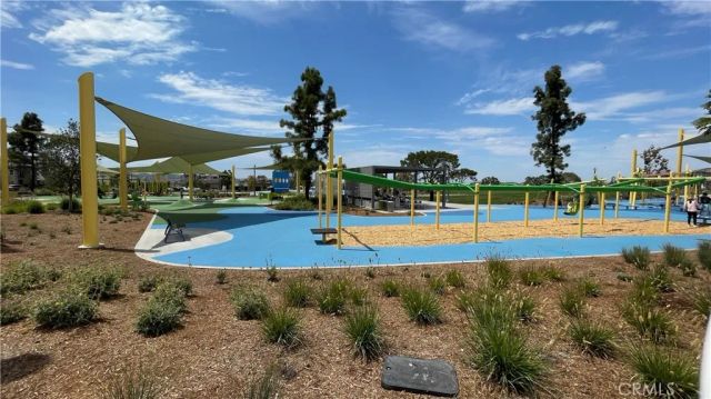 230 Sora, Irvine, CA 92618