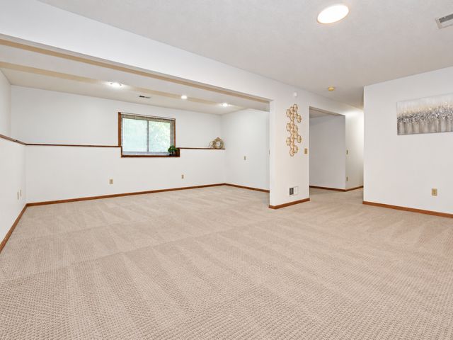 5506 Prospect Avenue, Saint Paul, MN 55110