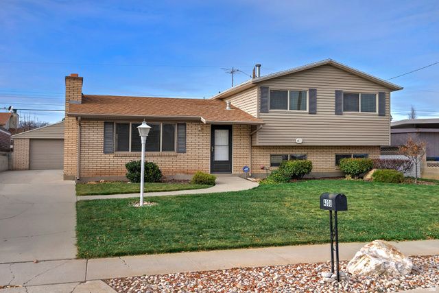 4208 S MARKREAD ST, West Valley City, UT 84119