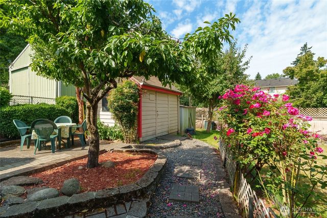 13231 4th Avenue S, Burien, WA 98168
