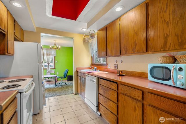 13231 4th Avenue S, Burien, WA 98168