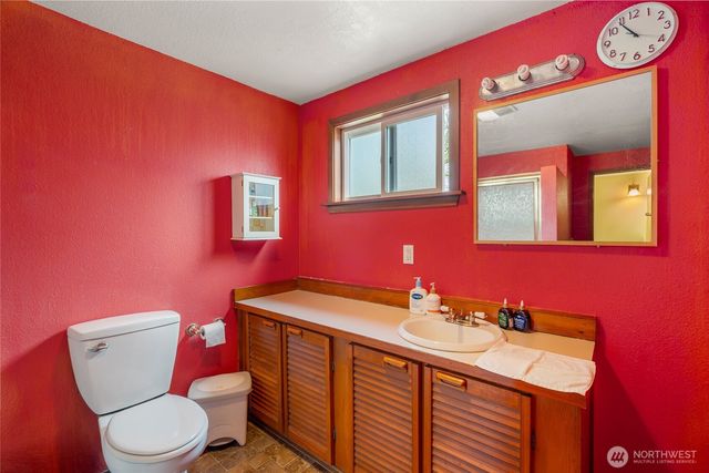 13231 4th Avenue S, Burien, WA 98168