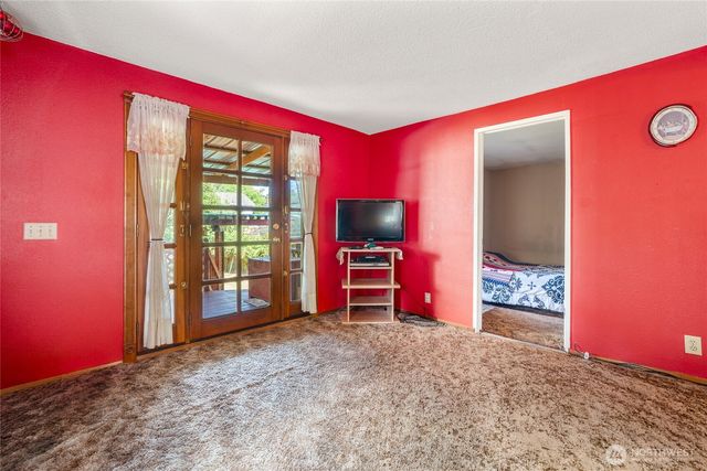 13231 4th Avenue S, Burien, WA 98168