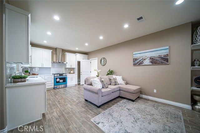 14092 Edwards, Westminster, CA 92683