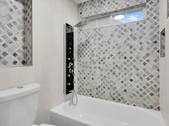 7821 Pirate Point Circle, Arlington, TX 76016