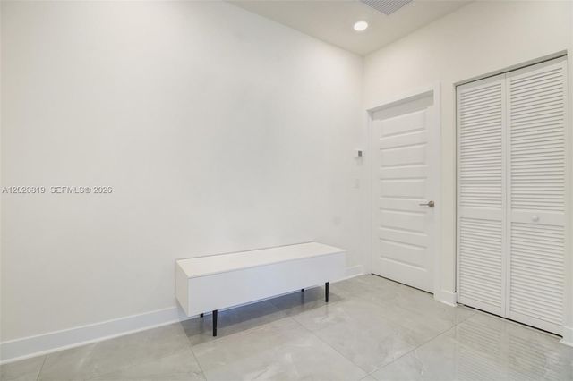 4718 NW 83rd Pkwy, Doral, FL 33166
