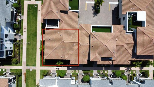 4718 NW 83rd Pkwy, Doral, FL 33166