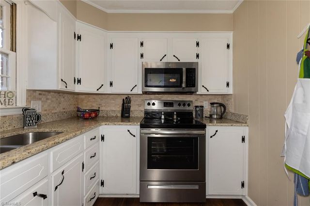 585 Green Acres Road, Millers Creek, NC 28665