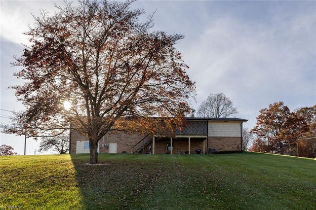 585 Green Acres Road, Millers Creek, NC 28665