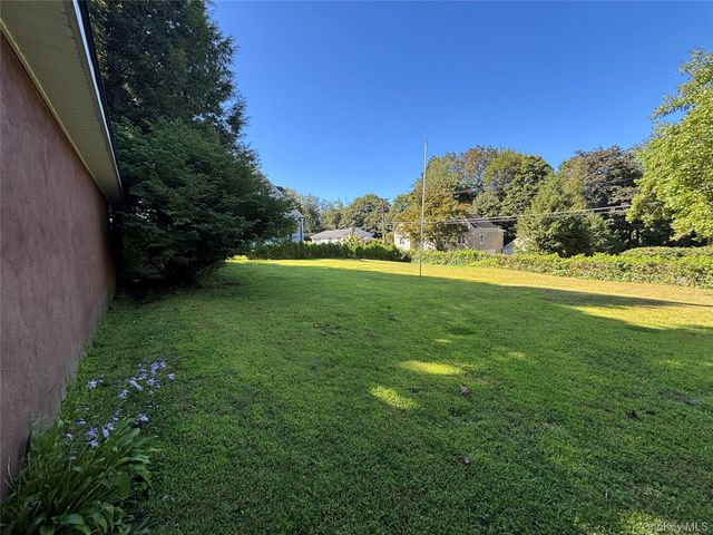 4 Lottie, Putnam Valley, NY 10512