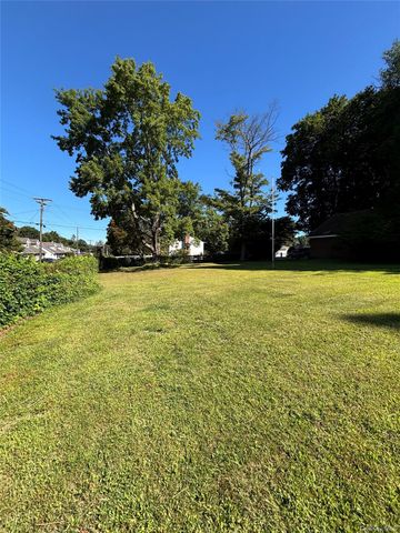 4 Lottie, Putnam Valley, NY 10512