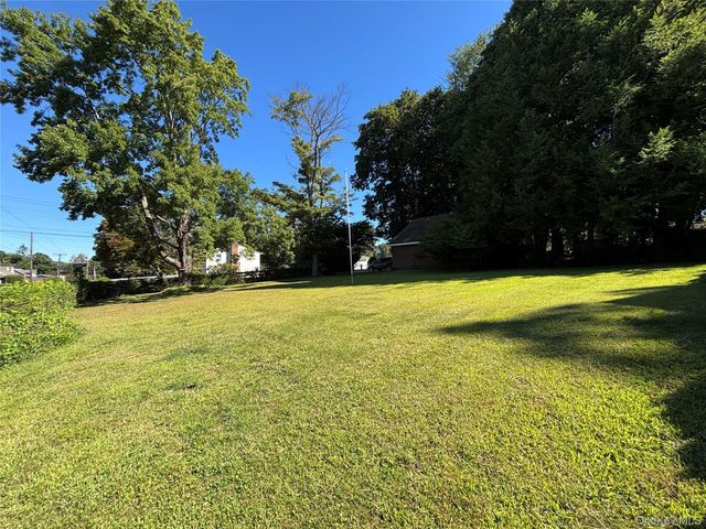 4 Lottie, Putnam Valley, NY 10512