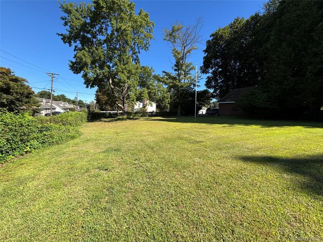 4 Lottie, Putnam Valley, NY 10512