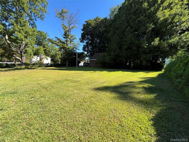4 Lottie, Putnam Valley, NY 10512