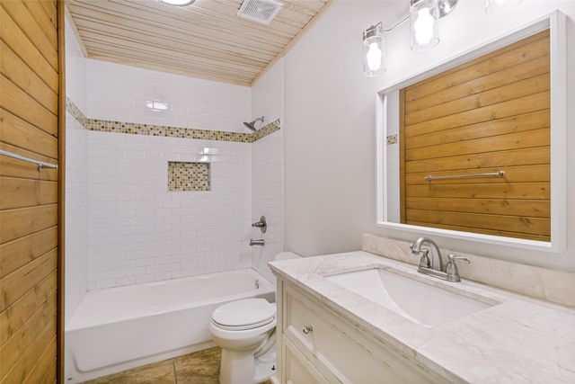 1302 Westwood Drive, Lewisville, TX 75067
