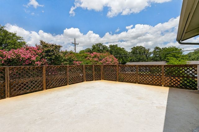 1302 Westwood Drive, Lewisville, TX 75067