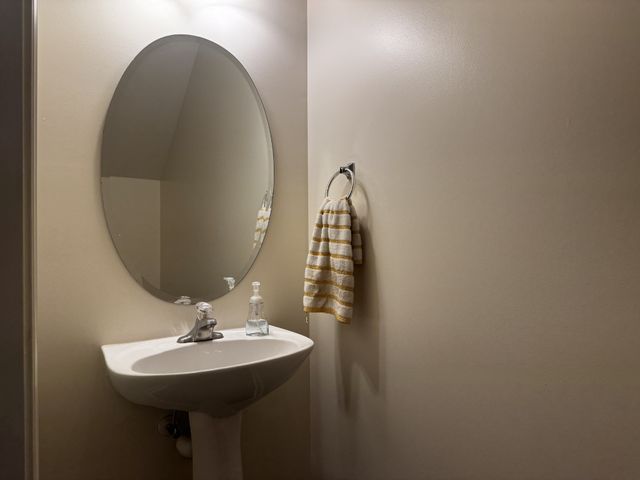 105 4th Ave Apt 110, Murfreesboro, TN 37130