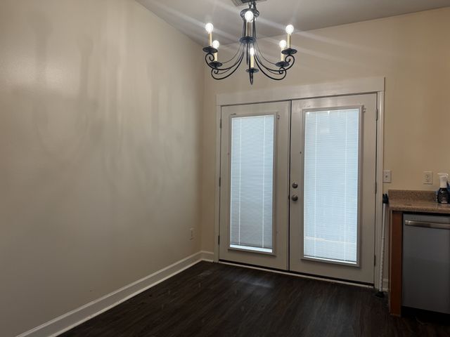 105 4th Ave Apt 110, Murfreesboro, TN 37130