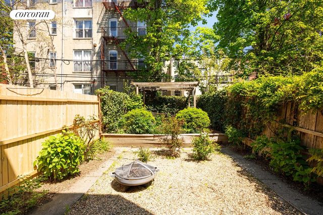 877 PARK Place, New York City, NY 11216