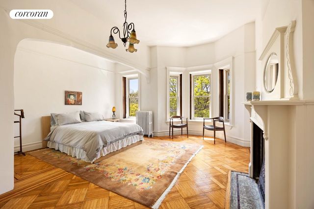 877 PARK Place, New York City, NY 11216