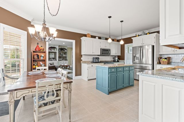 104 FAIRWAYS BLVD, W, Tullahoma, TN 37388