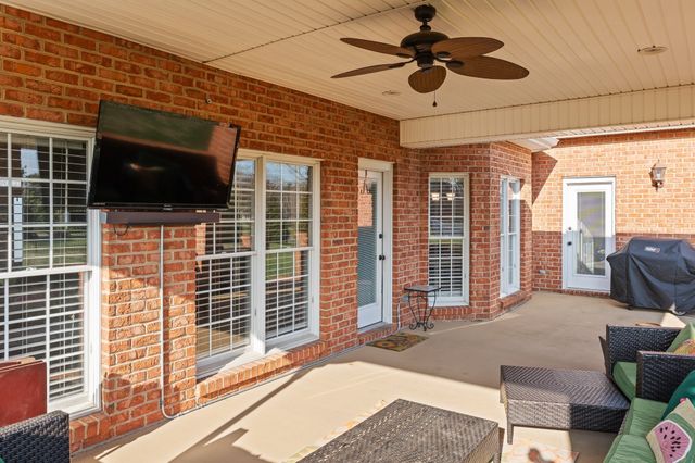 104 FAIRWAYS BLVD, W, Tullahoma, TN 37388