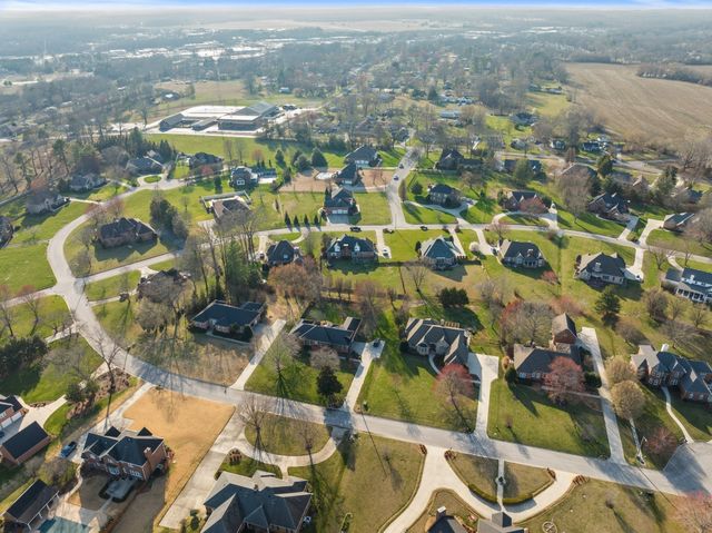 104 FAIRWAYS BLVD, W, Tullahoma, TN 37388