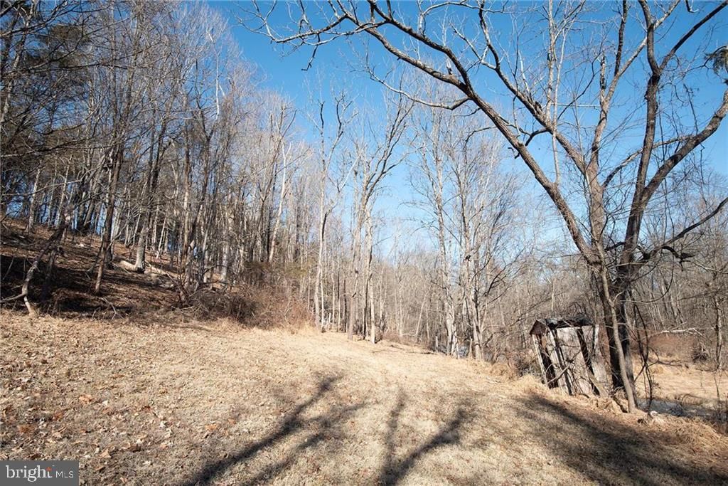 1025 REIHMAN RD, Green Lane, PA 18054