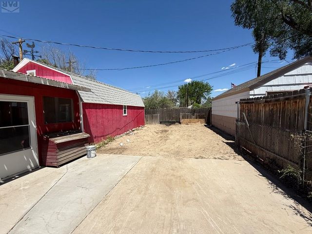 1015 W Routt Ave, Pueblo, CO 81004