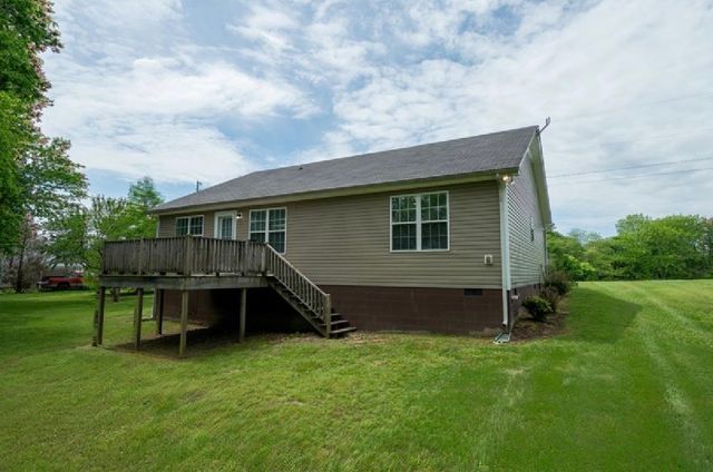 215 Desperado Ave, Pulaski, TN 38478