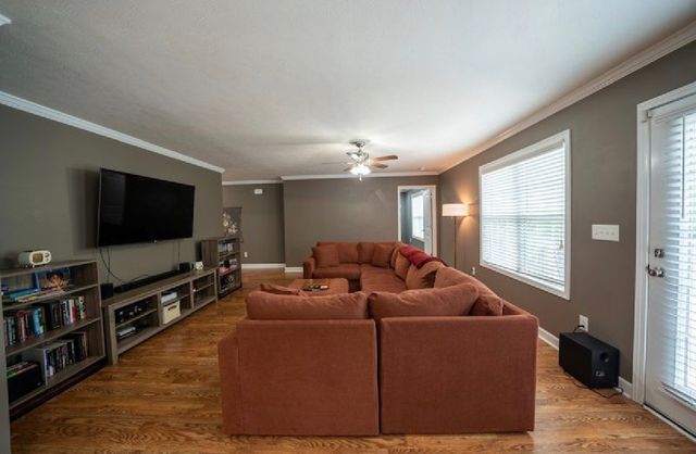 215 Desperado Ave, Pulaski, TN 38478