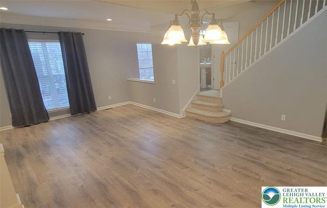 8486 Putnam Court, Upper Macungie Twp, PA 18031