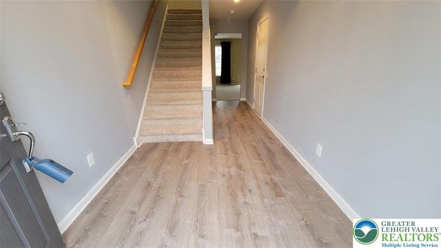 8486 Putnam Court, Upper Macungie Twp, PA 18031