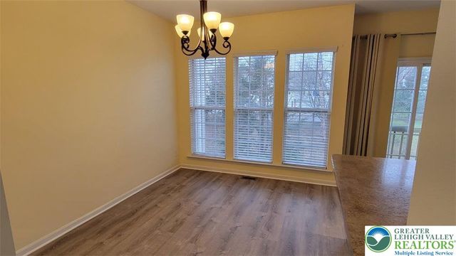 8486 Putnam Court, Upper Macungie Twp, PA 18031