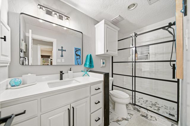 906 Maple Branch Lane, Pearland, TX 77584