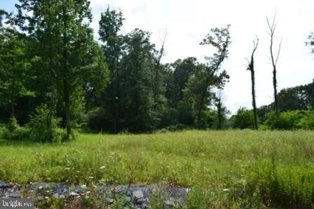 L 71 MOCKINGBIRD ROAD, Harrisburg, PA 17112