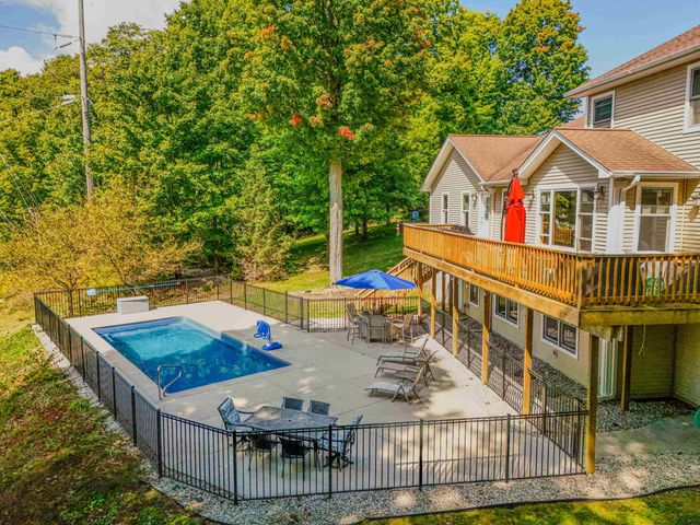 5223 Liberty Drive, Garfield Twp, MI 49685