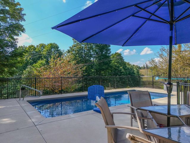 5223 Liberty Drive, Garfield Twp, MI 49685